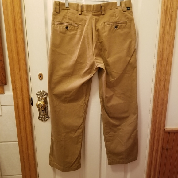 Dockers Recode. 34×30. EUC. Camel color khakis. - Picture 4 of 5